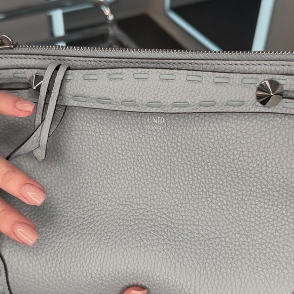 Fendi handbag - Picture 5 of 11